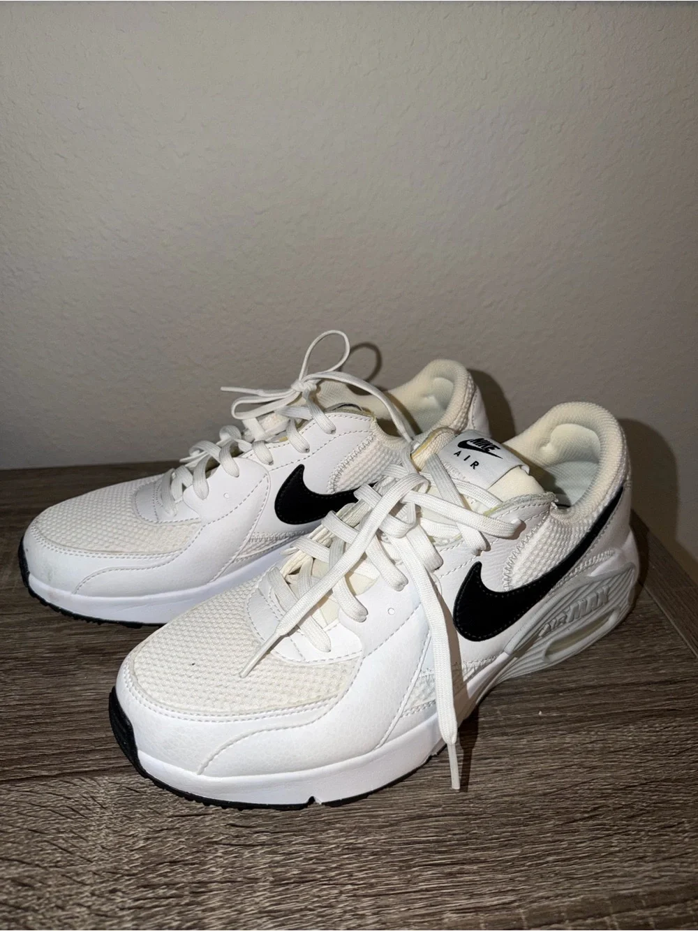 Nike White and Black Air-Cushioned Running Shoes